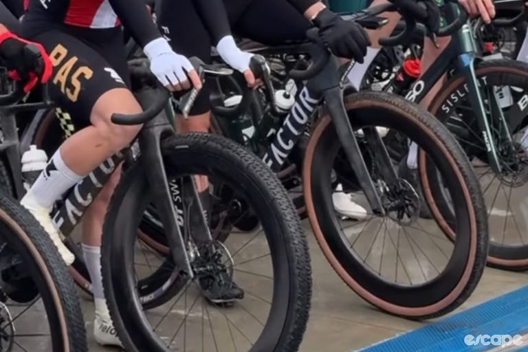 Spotted: New Factor Ostro Gravel prototype and wide-stance fork