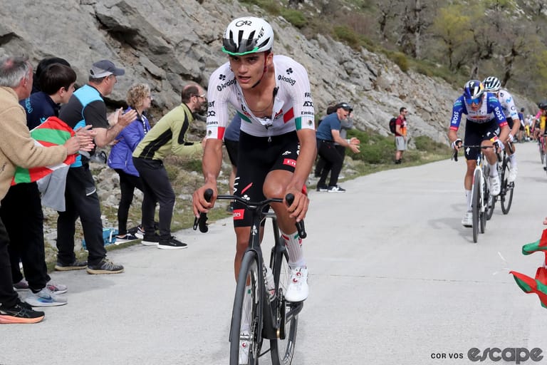 Del Toro suffers thigh muscle tear in crash at Itzulia