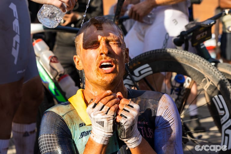 Big gallery and brief report: Mid South Gravel 2026