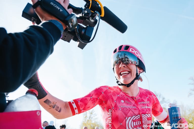 What attracts fans to women's racing?